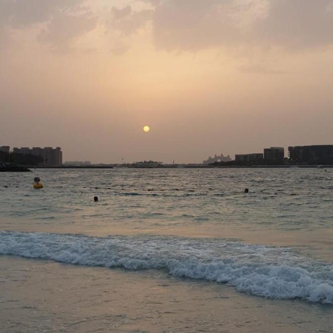 2 Bedroom Deluxe Beach Apartment Al Marjan ราสอัลไคมาห์ ภายนอก รูปภาพ